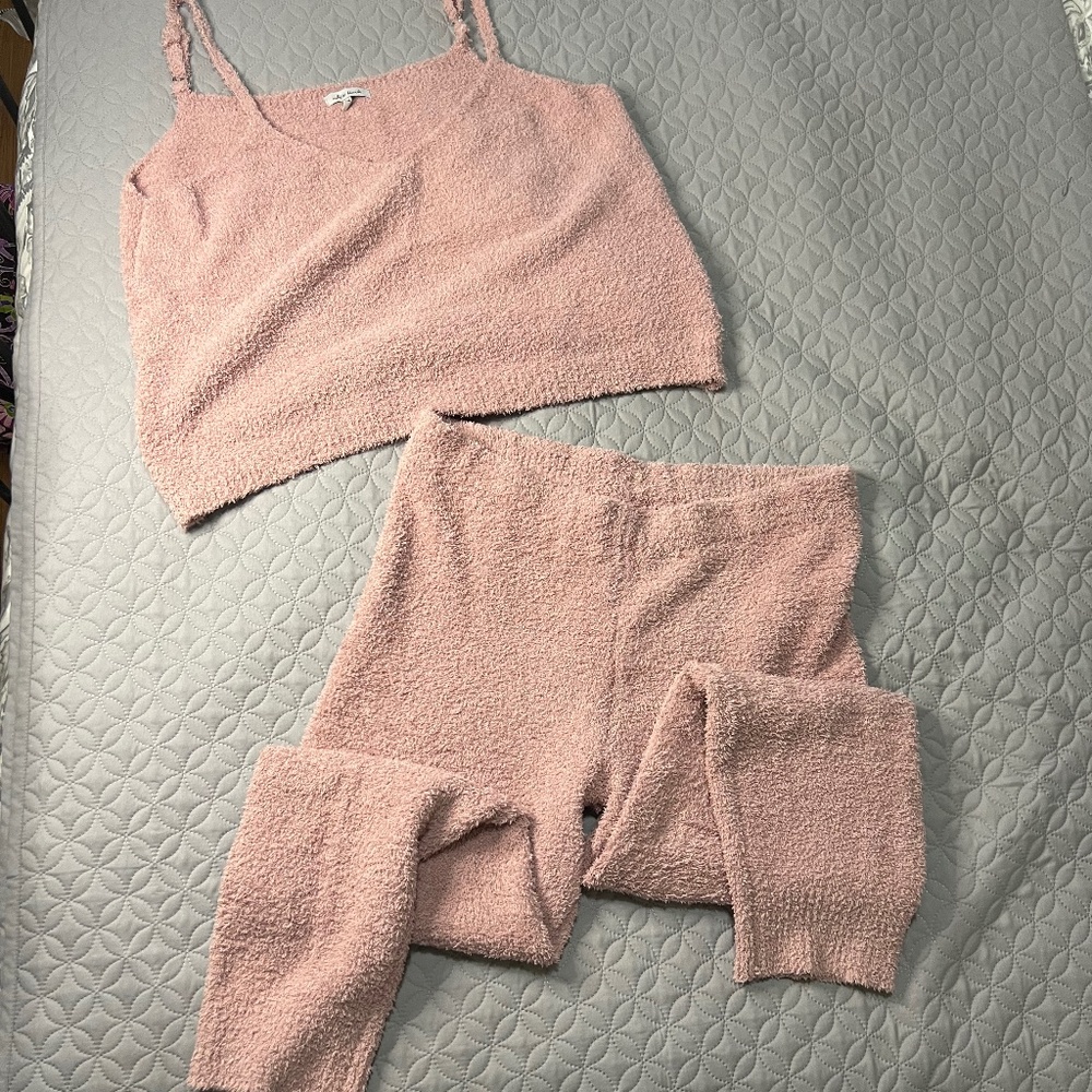 2X Cozy Pink two piece set- cami top & sweat pants- White Birch